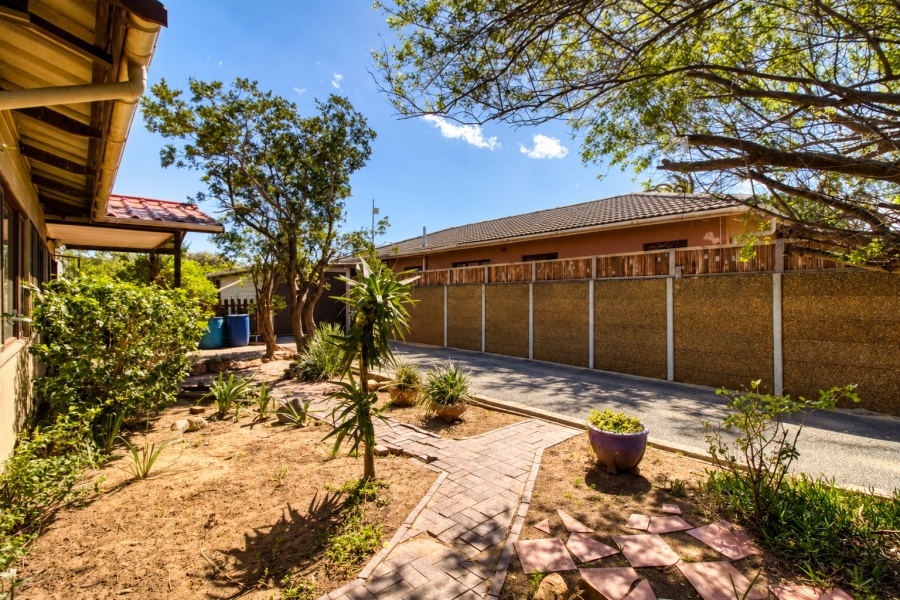 3 Bedroom Property for Sale in Dobson Western Cape